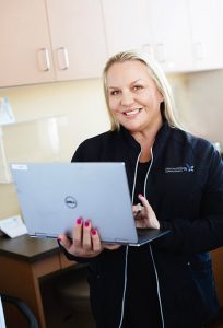 meet the doctors at dermatology consultants